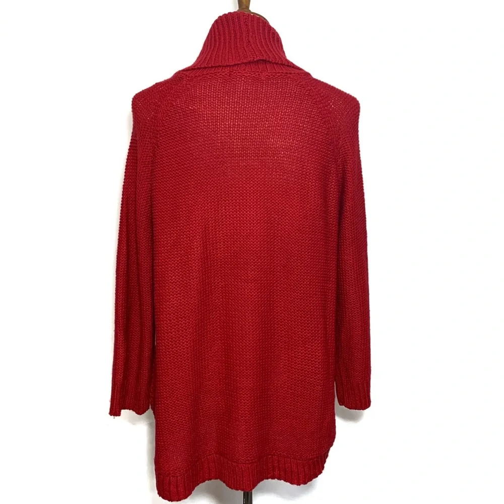 JohnPaulRichard Turtleneck Sweater - Picture 7 of 13